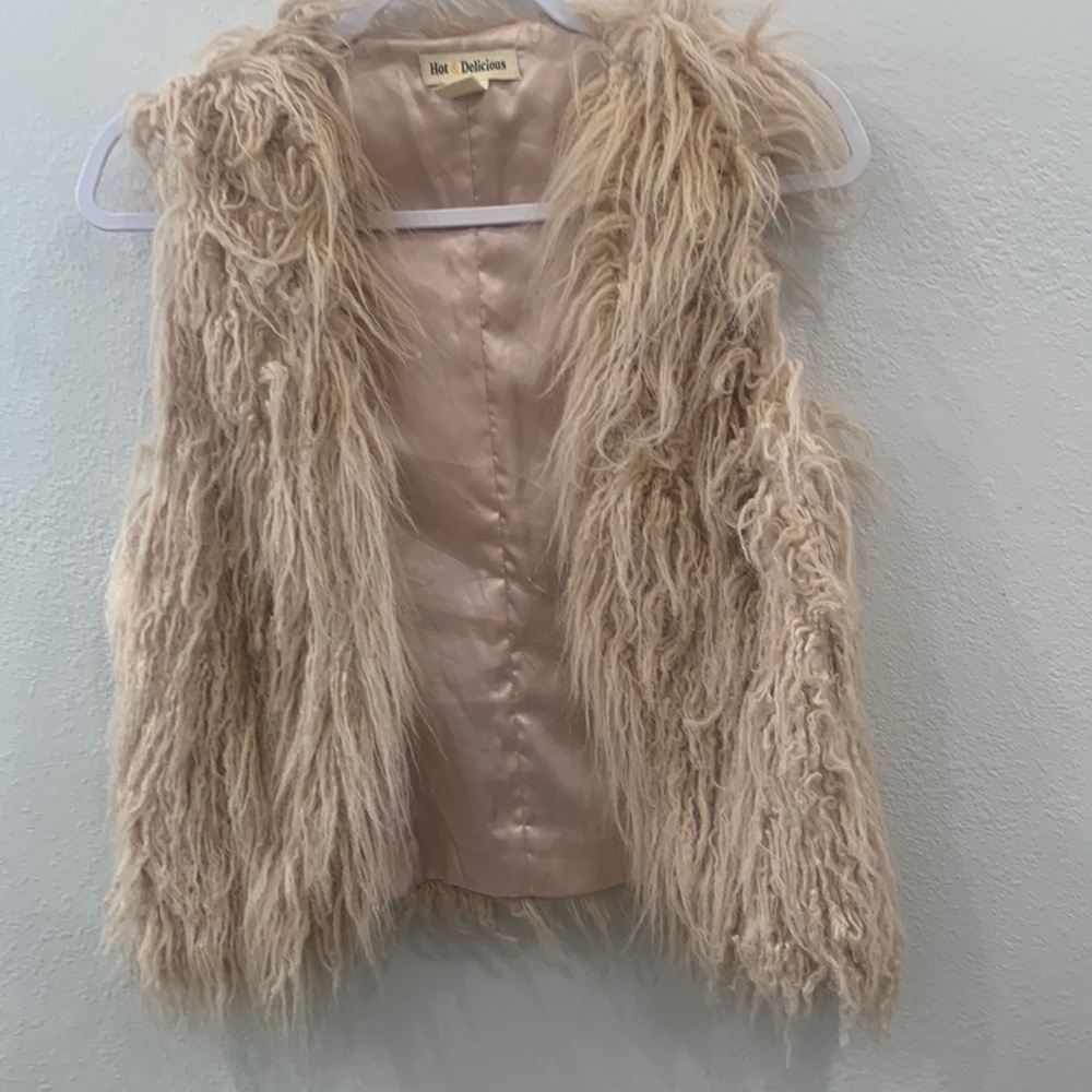 Hot delicious vest small